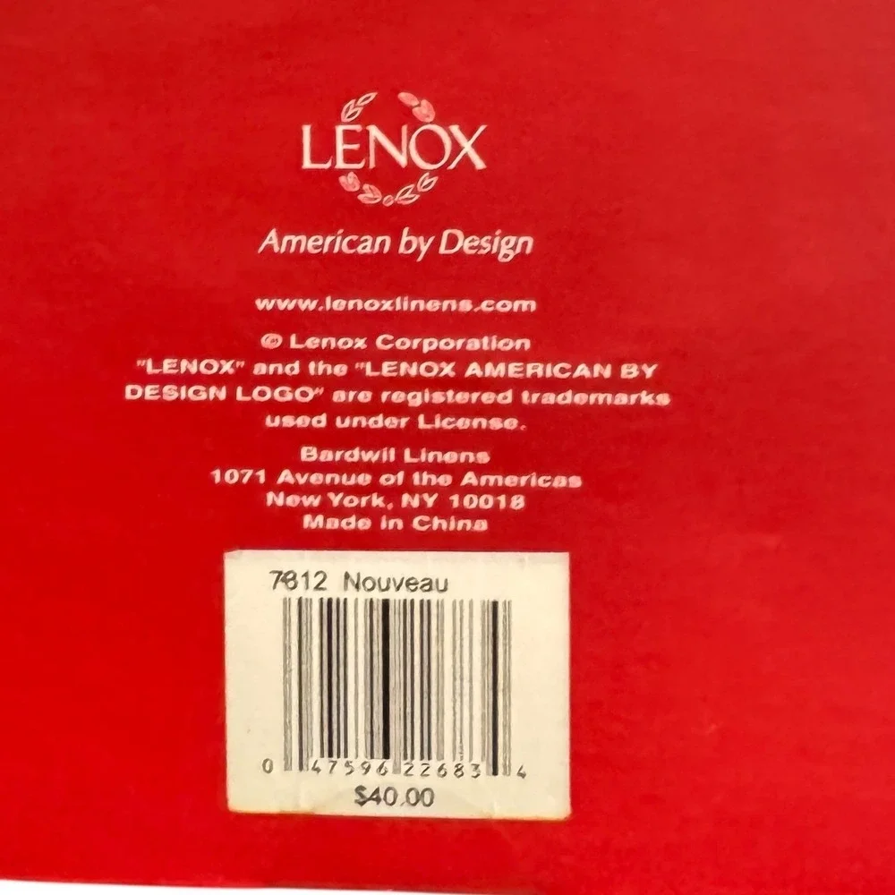 Lenox Nouveau Holly Berry Napkin Rings Set of 8 Christmas Holiday Gold Trim